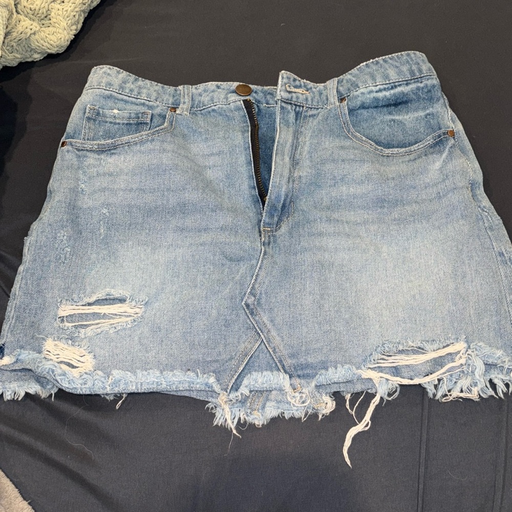 Barely used, Lulus distressed jean skirt